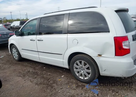 2015 Chrysler Town & Country Touring из США, поврежденный, VIN 2C4RC1BG7FR755174